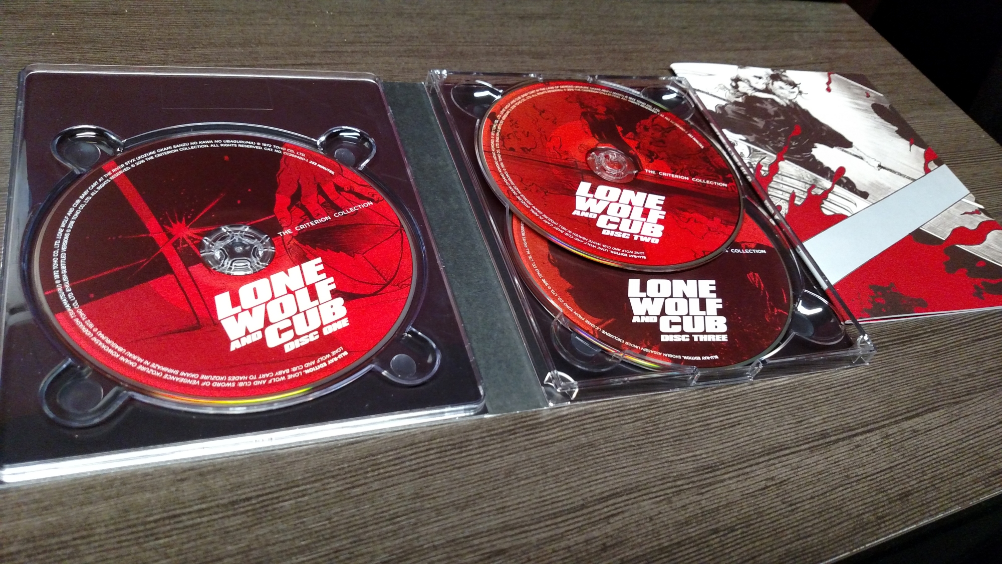 Lone Wolf and Cub Blu-ray interior open