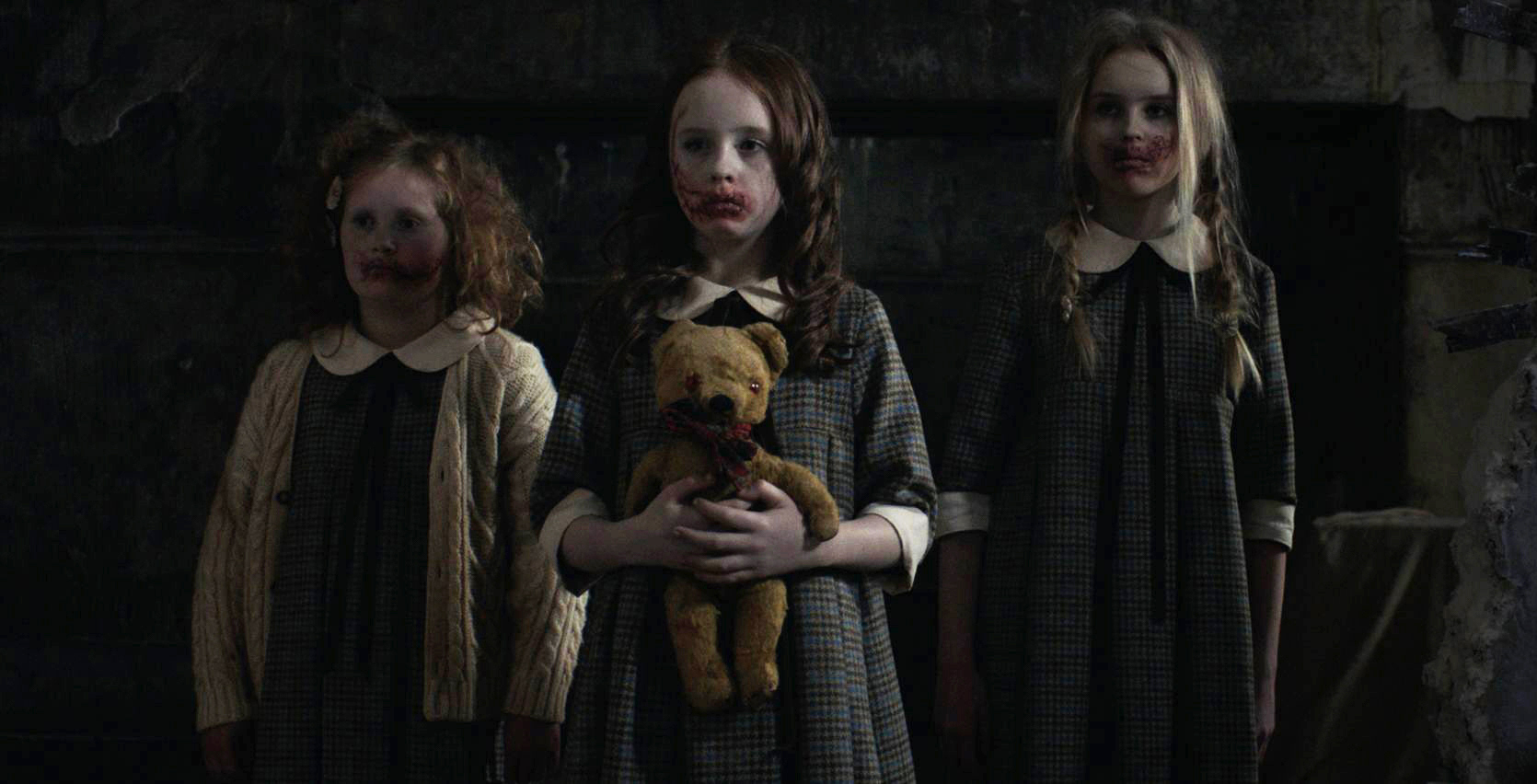 More like a DEADy bear for these ghastly little girls!!!!!!11!