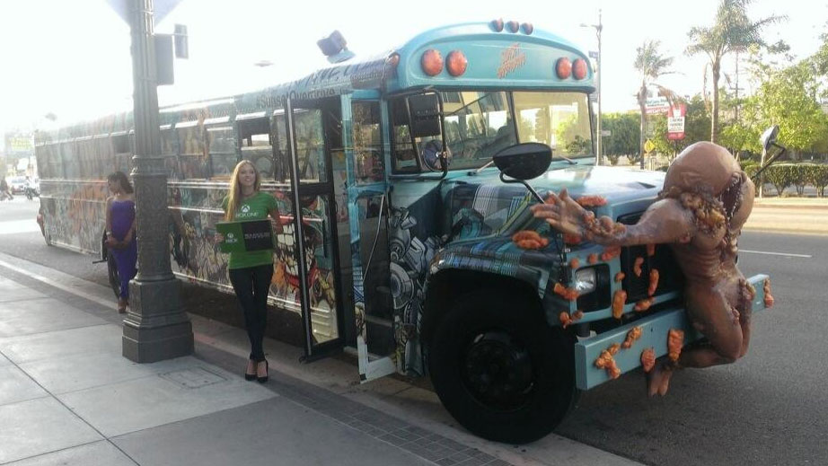 Sunset Overdrive Bus