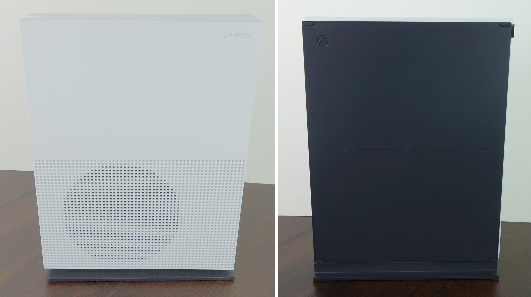 Xbox One S vertical sides real